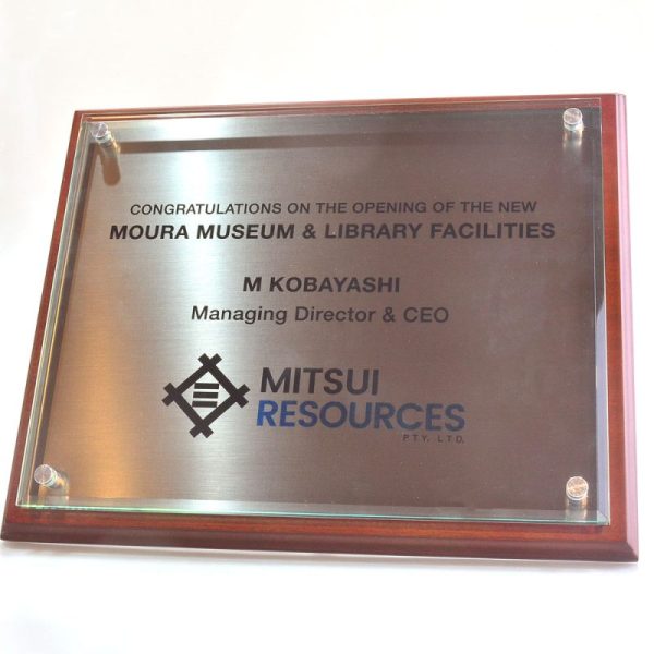 Mitsui-Resources_Floating_Plaque_web Mitsui-Resources_Floating_Plaque